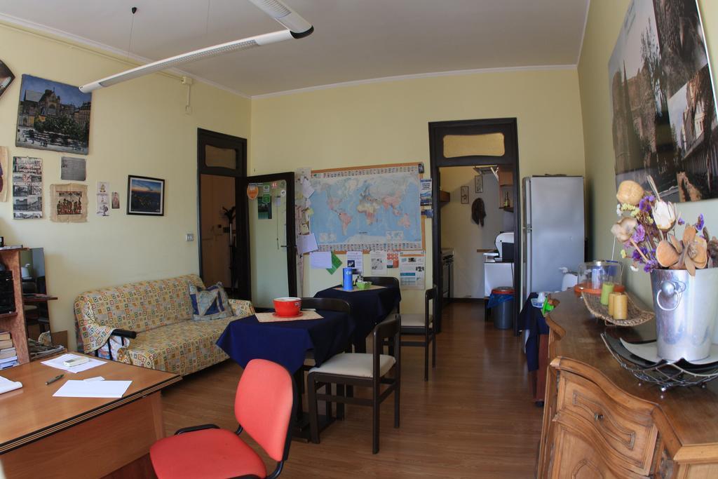 רג'יו די קאלאבריה Rooms2Rent מראה חיצוני תמונה