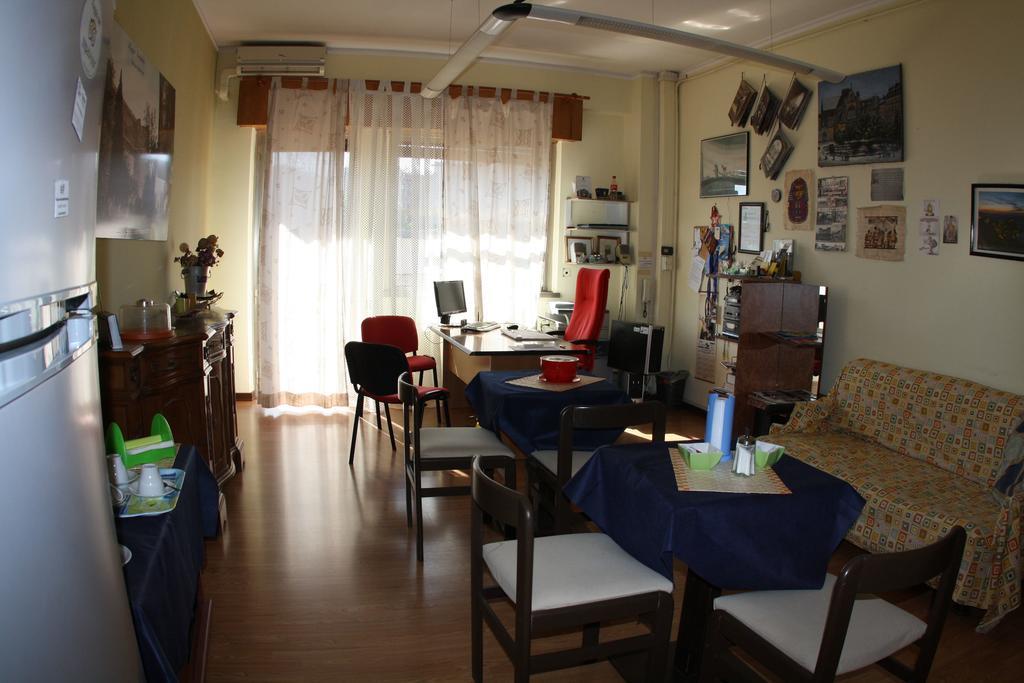 רג'יו די קאלאבריה Rooms2Rent מראה חיצוני תמונה