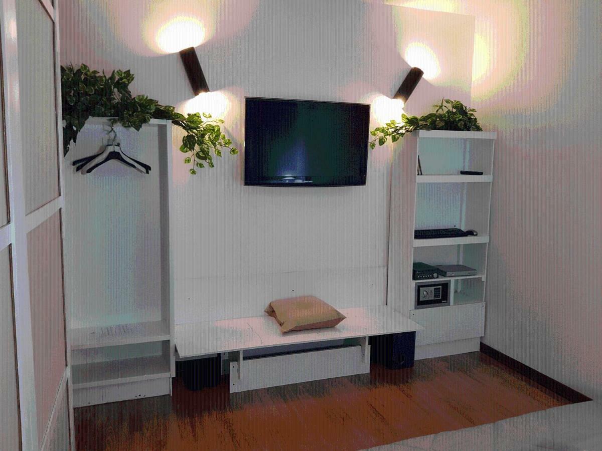 רג'יו די קאלאבריה Rooms2Rent מראה חיצוני תמונה