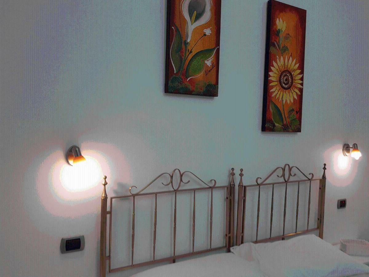 רג'יו די קאלאבריה Rooms2Rent מראה חיצוני תמונה