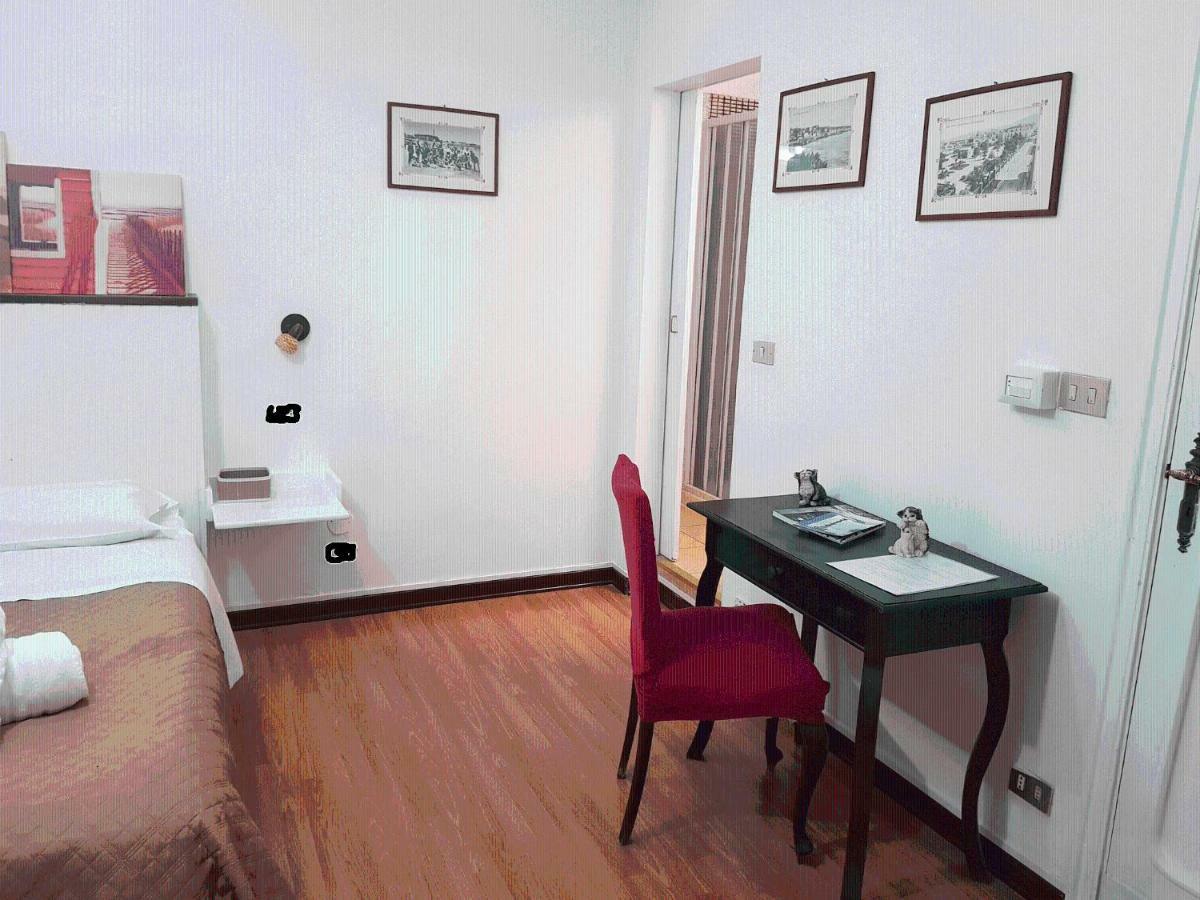 רג'יו די קאלאבריה Rooms2Rent מראה חיצוני תמונה