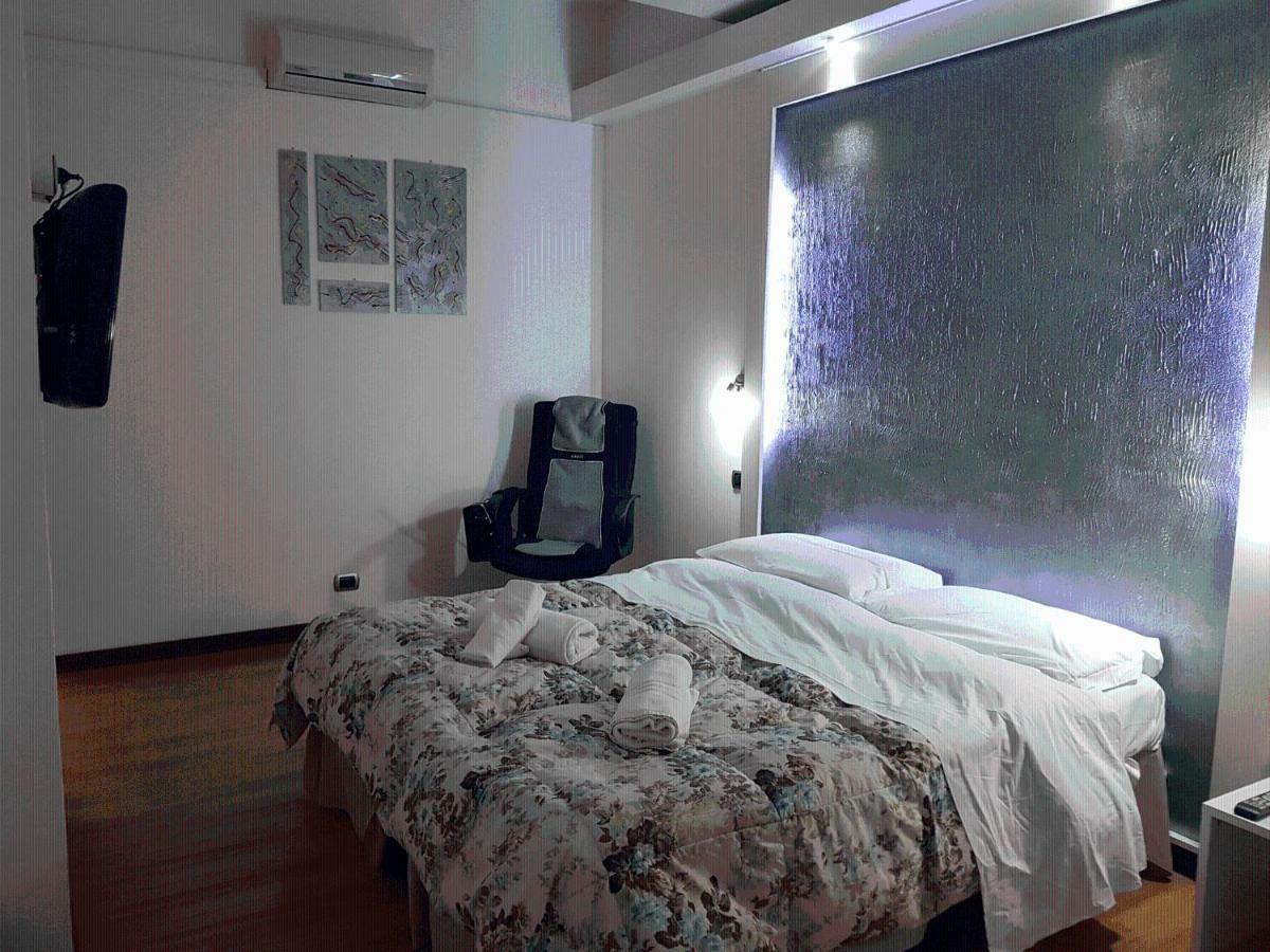 רג'יו די קאלאבריה Rooms2Rent מראה חיצוני תמונה