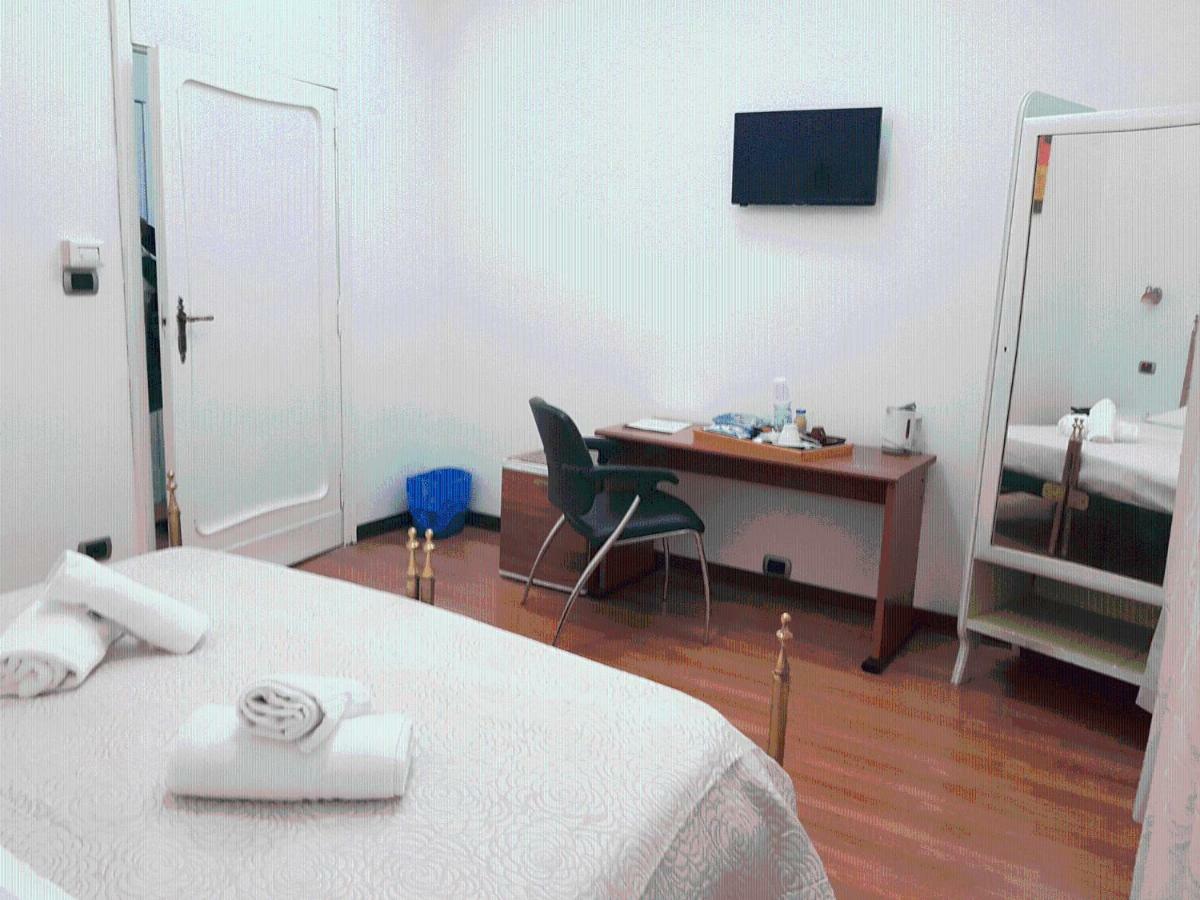 רג'יו די קאלאבריה Rooms2Rent מראה חיצוני תמונה