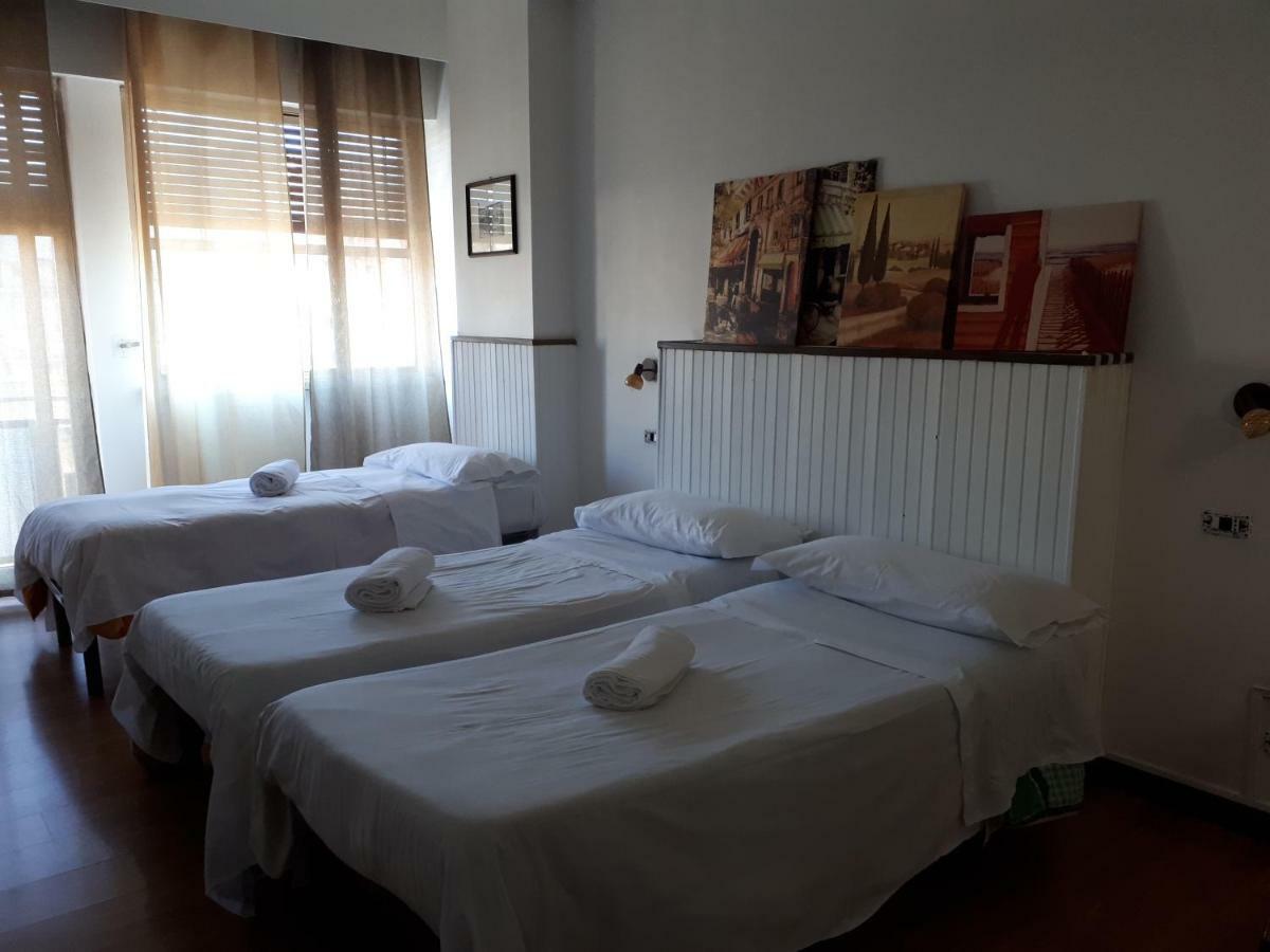 רג'יו די קאלאבריה Rooms2Rent מראה חיצוני תמונה