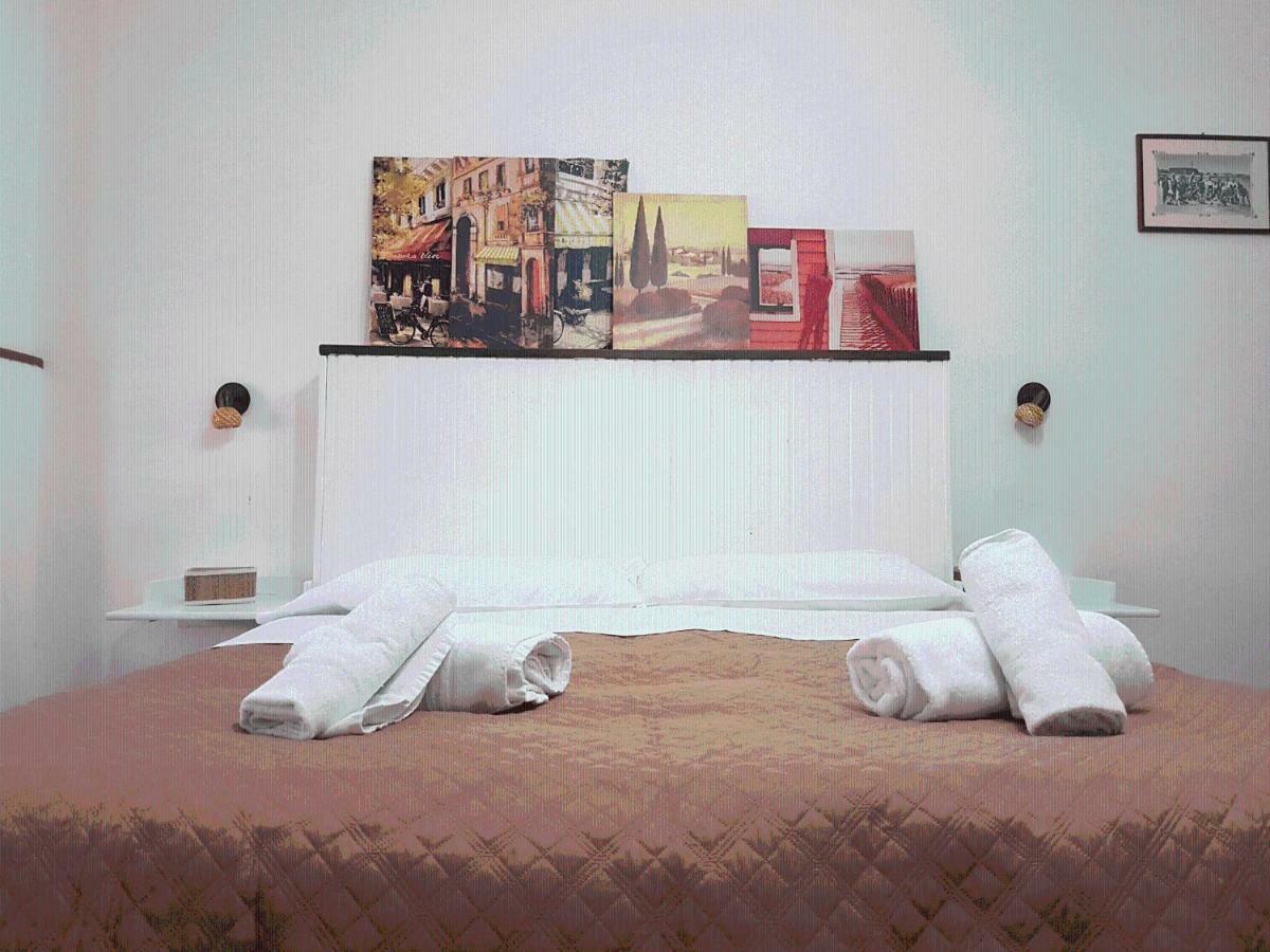 רג'יו די קאלאבריה Rooms2Rent מראה חיצוני תמונה