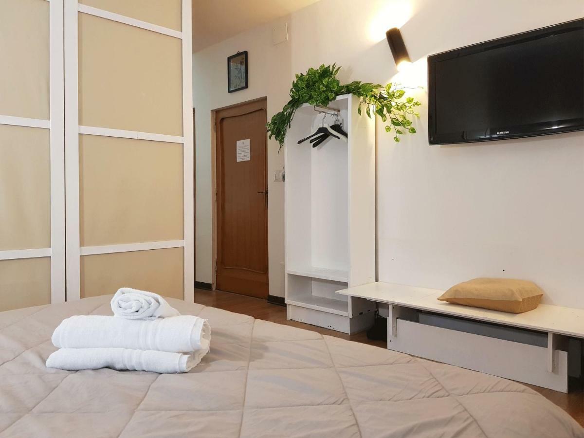 רג'יו די קאלאבריה Rooms2Rent מראה חיצוני תמונה
