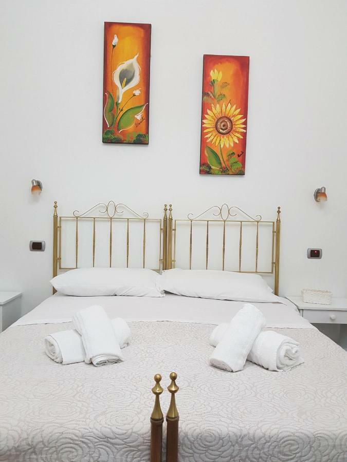רג'יו די קאלאבריה Rooms2Rent מראה חיצוני תמונה